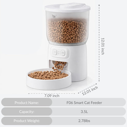 Automatic pet feeder dispensing dry food